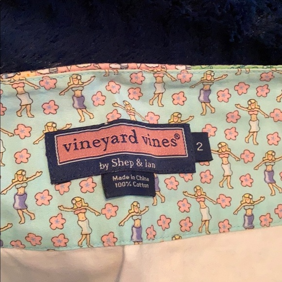 Vineyard Vines Skirt, size 2, great condition - Picture 2 of 5